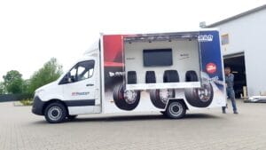 Reklamy na pojazdach obrazek 15