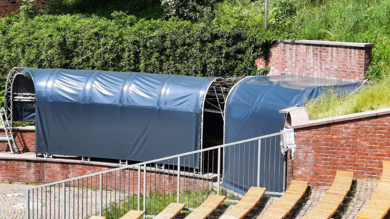 Niestandardowe Plandeki Obrazek 2