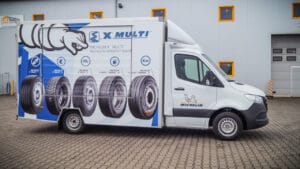 Reklamy na pojazdach obrazek 19