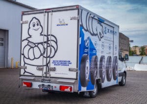 Reklamy na pojazdach obrazek 20