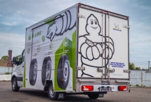 Reklamy na pojazdach obrazek 21