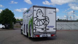 Reklamy na pojazdach obrazek 24