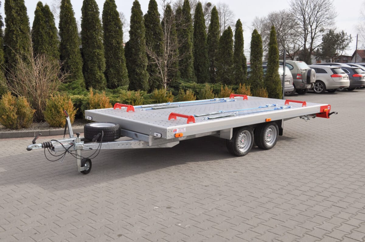 Przyczepa laweta 2 osiowa obrazek